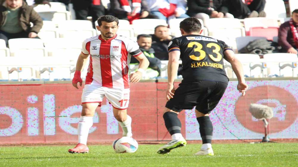 Trendyol Süper Lig: Sivasspor: 5 - Kayserispor: 2 (Maç sonucu)
