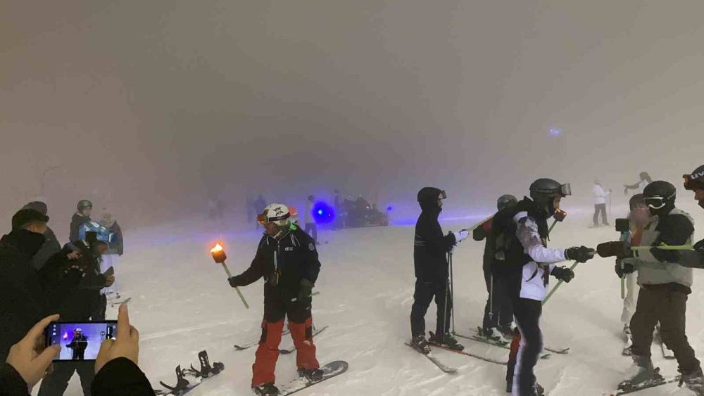 Yeni yıl coşkusunu Erciyes’te yaşadılar
