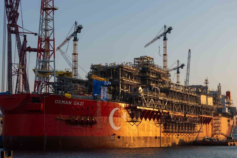 Türkiye'nin İlk Yüzer Üretim Platformu Osman Gazi, 17 Ekim'de Karadeniz'e Uğurlanacak