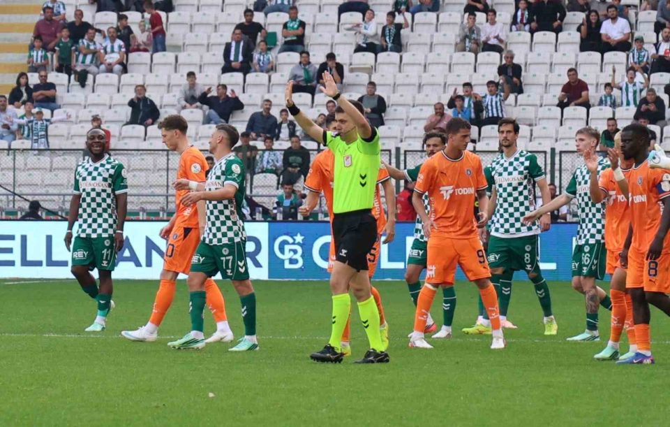Trendyol Süper Lig: Konyaspor: 0 - Başakşehir: 0 (Maç sonucu)