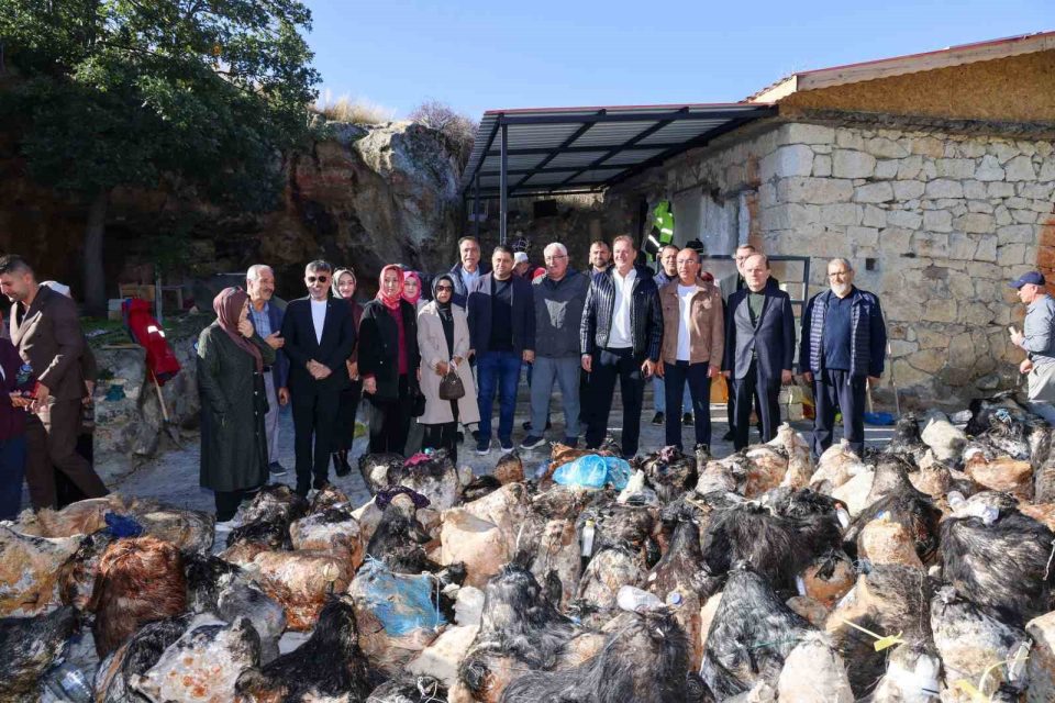 Meram’ın kadim geleneği Kızılören’de şölene dönüştü