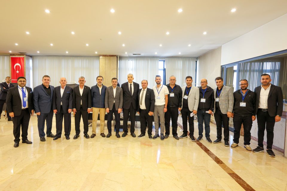 Konya Ticaret Borsası seçimlerin Hüseyin Çevik'e başarılar diledik