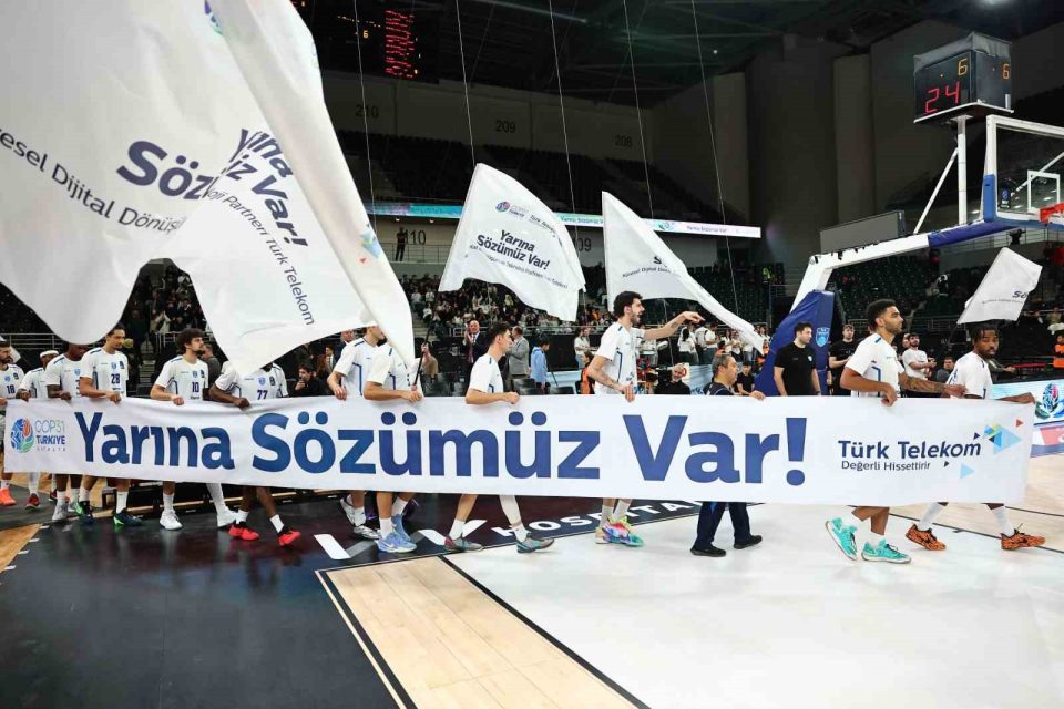 Türk Telekom COP31 mesajını Avrupa basketbol sahnesine taşıdı: "Yarına sözümüz var"