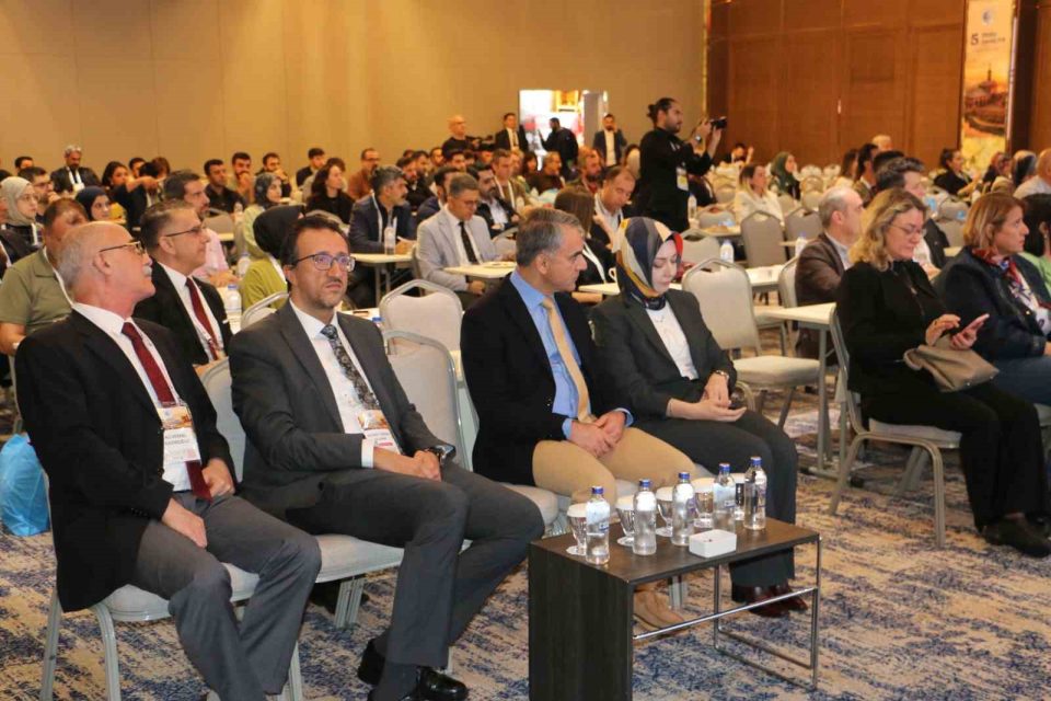 Diyarbakır’da 5. Doğu Dahiliye Kongresi düzenlendi
