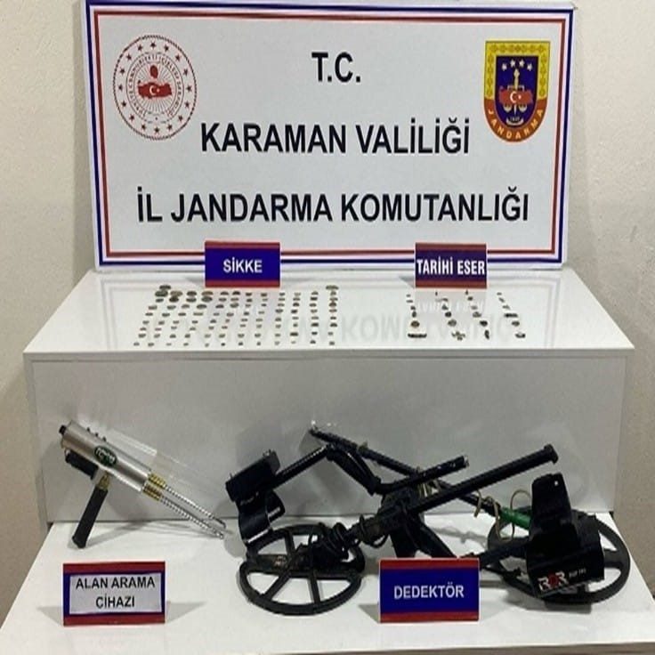Karaman’da jandarmanın denetimlerinde tarihi eser ve kaçak ürünler ele geçirildi: 20 tutuklama