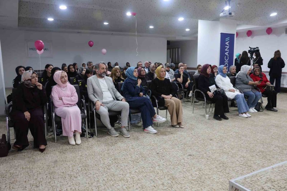 Medicana Konya’da meme kanserine karşı farkındalık buluşması