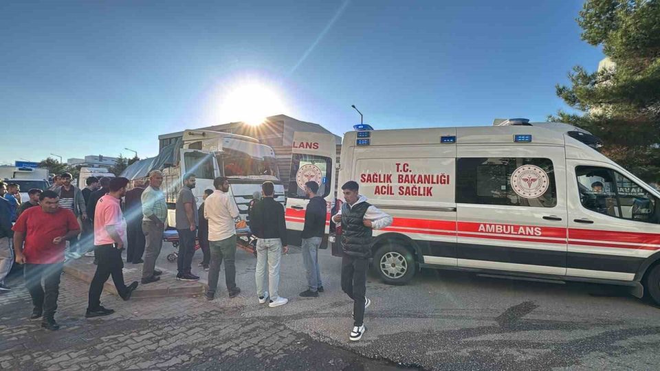 Kulu’da zincirleme trafik kazası: 1 yaralı