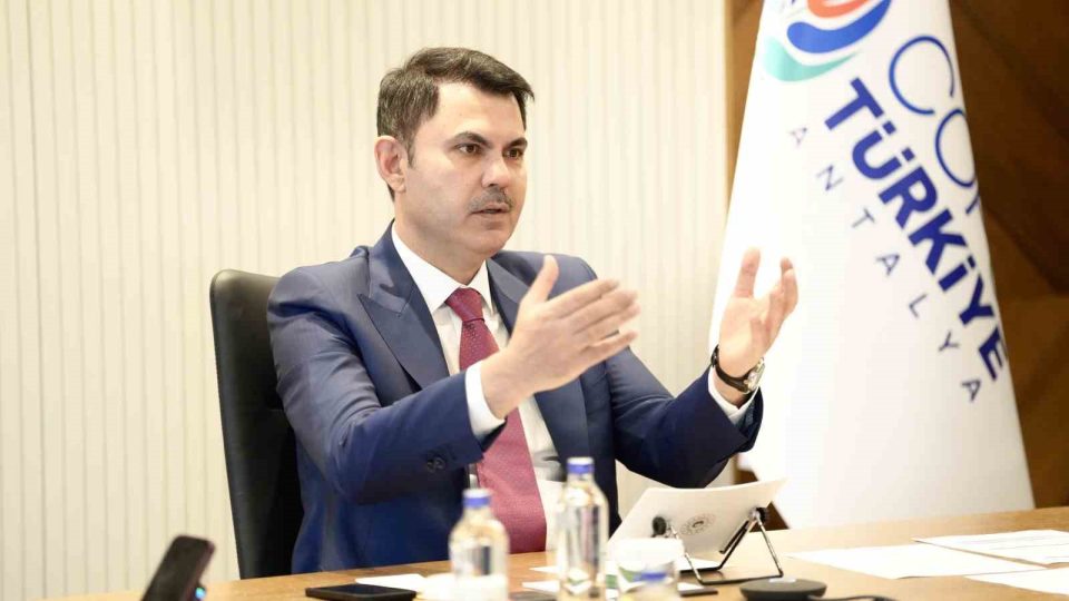 Bakan Kurum’dan COP31 öncesi üçlü görüşme