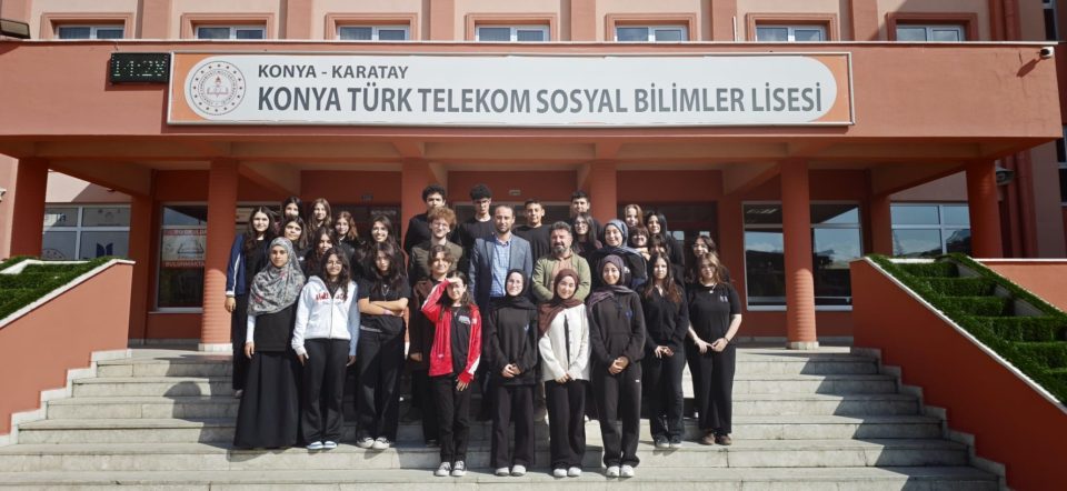 Anadolu Mektebi Yazar Okumaları Programı Yeni Eğitim Öğretim Yılında da Sürüyor