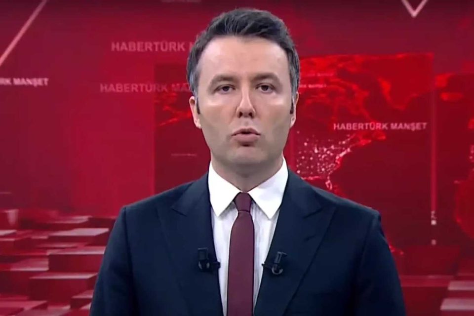 SON DAKİKA… Gazeteci Mehmet Akif Ersoy bir kez daha hakim karşısında! Dikkat çeken 'Örgüt lideri' ifadesi: Mahkeme kararını açıkladı