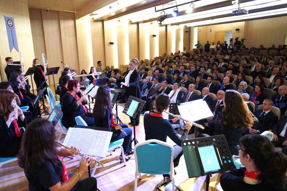 YÖK Başkanı Özvar’dan çoktan seçmeli sınav yöntemi konusunda üniversitelere çağrı