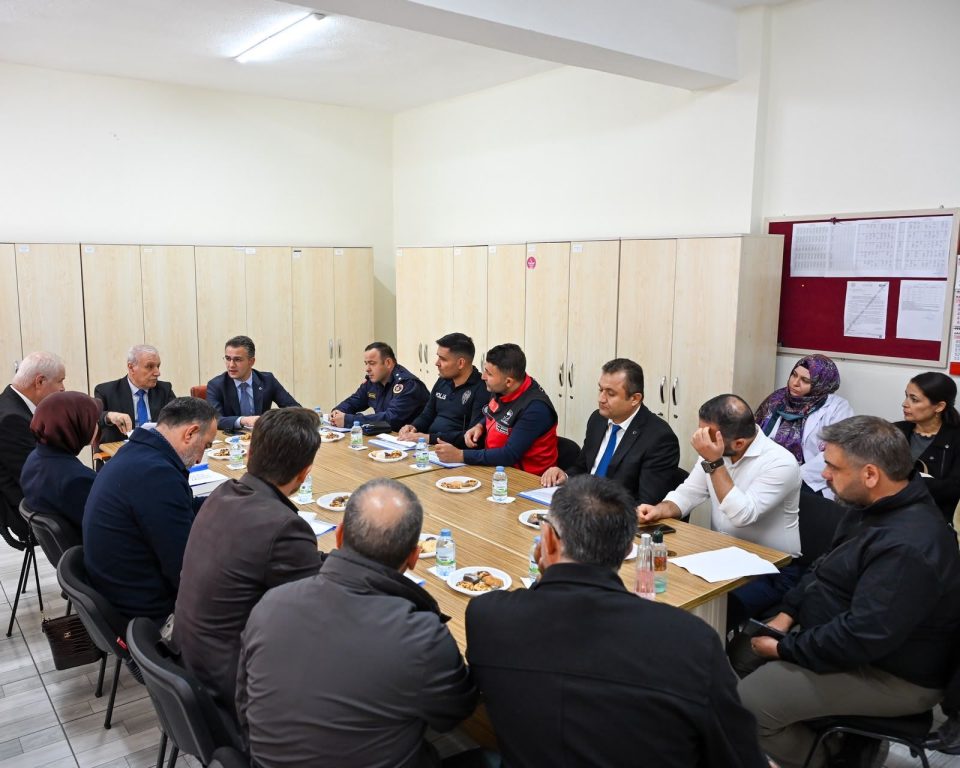 KULU ANADOLU LİSESİ OKUL GÜVENLİĞİ TEDBİRLERİ TOPLANTISI