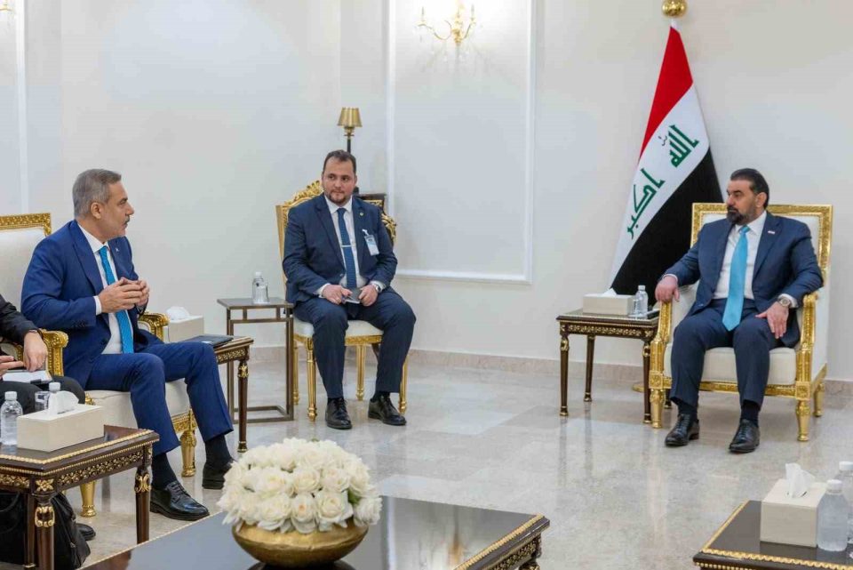 Bakan Fidan, Irak Temsilciler Meclisi Başkanı Halbusi ile görüştü