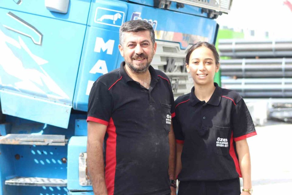 Babasını izleyerek büyüyen kız, kaportacılığı meslek edindi