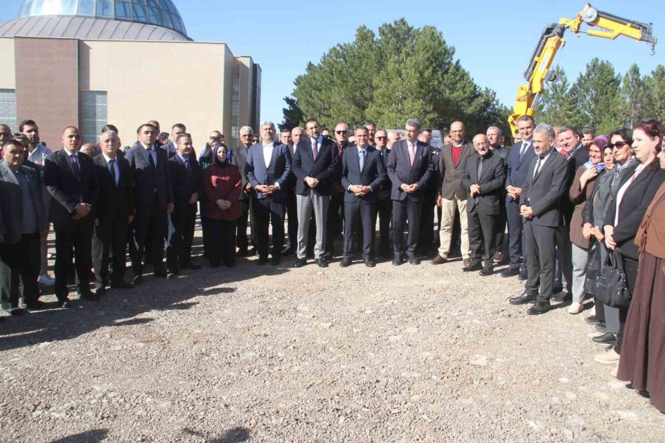 Beyşehir’e yeni huzurevinin temeli atıldı